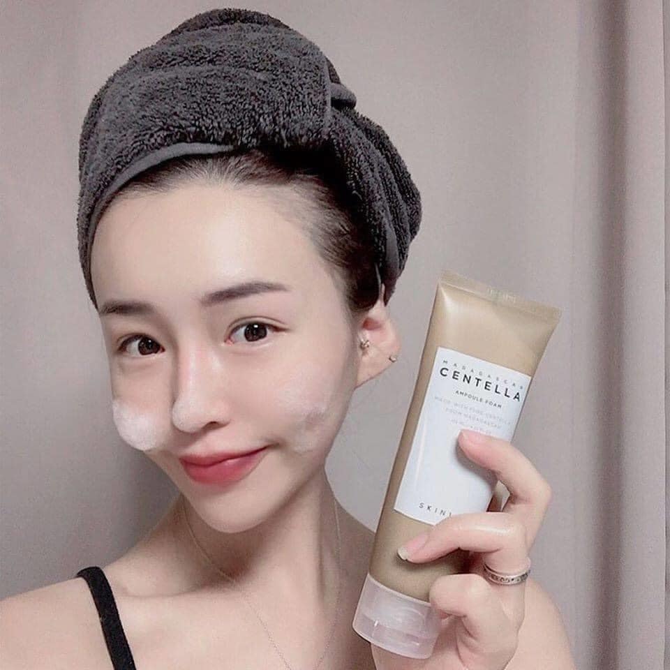 Sữa Rửa Mặt Skin1004 Madagascar Centella Ampoule Foam