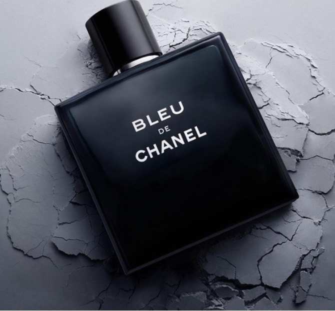 Bleu de Chanel là nước hoa luôn được phái mạnh lưu tâm và dành một tình cảm đặc biệt