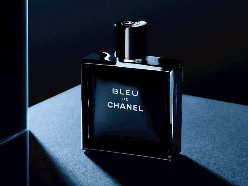 Bleu de Chanel là nước hoa luôn được phái mạnh lưu tâm và dành một tình cảm đặc biệt