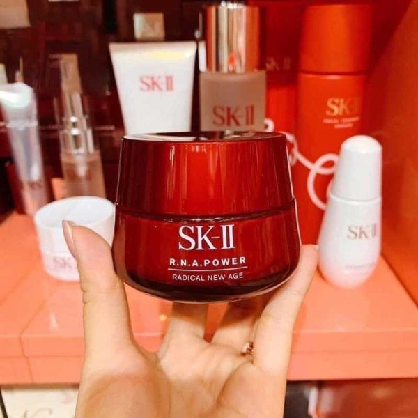 Kem dưỡng ẩm chống lão SK-II R.N.A. Power Radical New Age